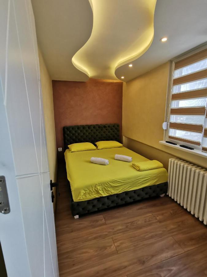 Brend New Luxurious Apartment In Downtown With Free Parking Novi Sad Buitenkant foto
